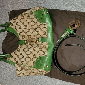 Gucci small green hand bag